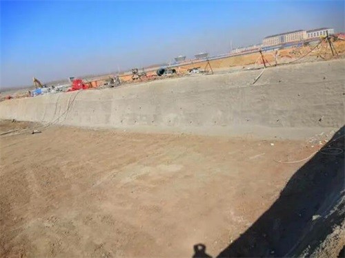 水磨沟高铁桩基础建设